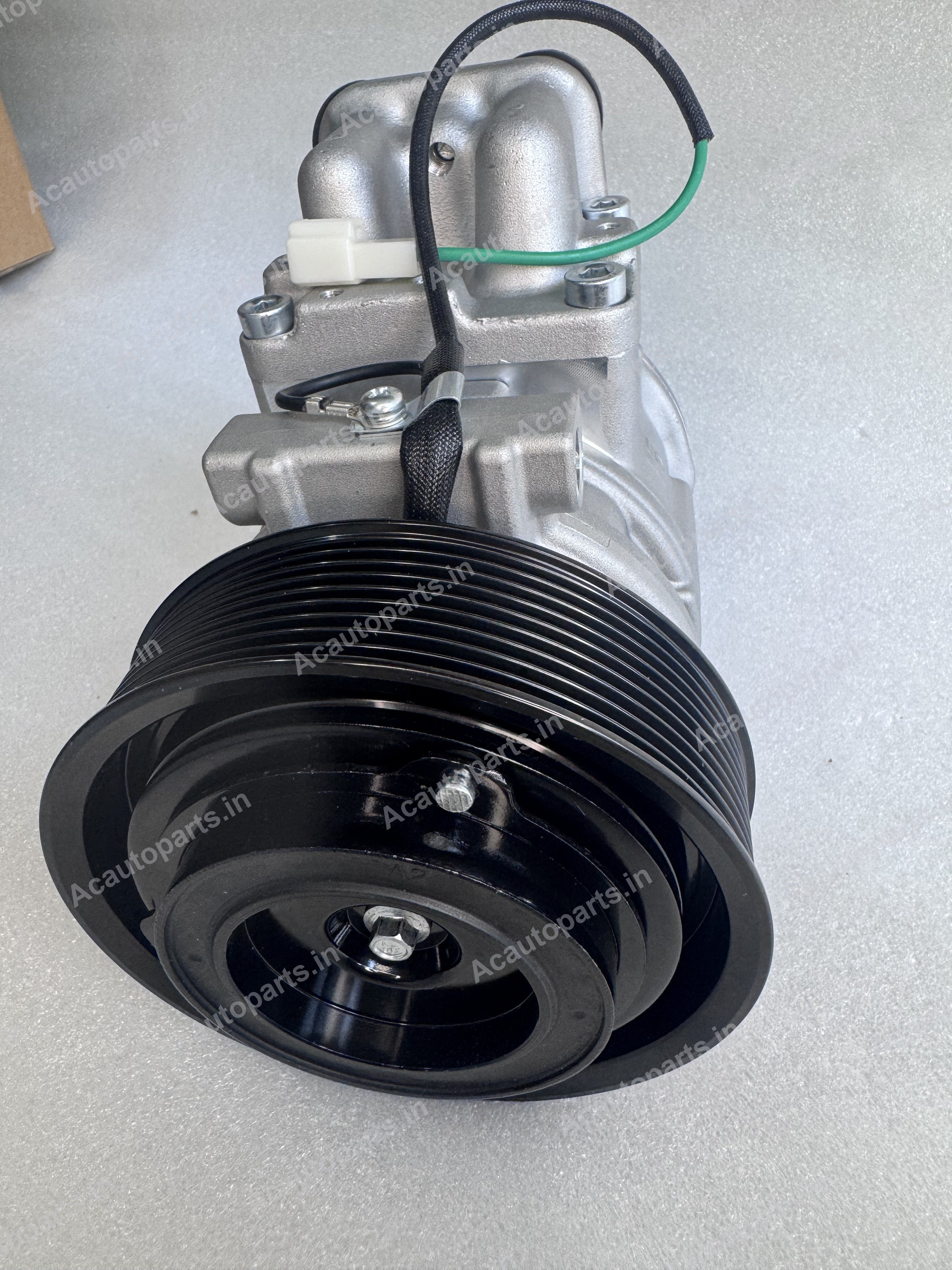 AC Compressor - BharatBenz Truck (24V)