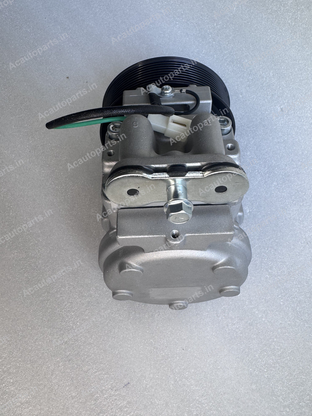 AC Compressor - BharatBenz Truck (24V)