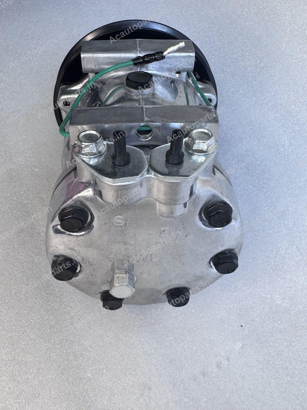 AC Compressor - Kobelco / Poklain / L&T Excavator