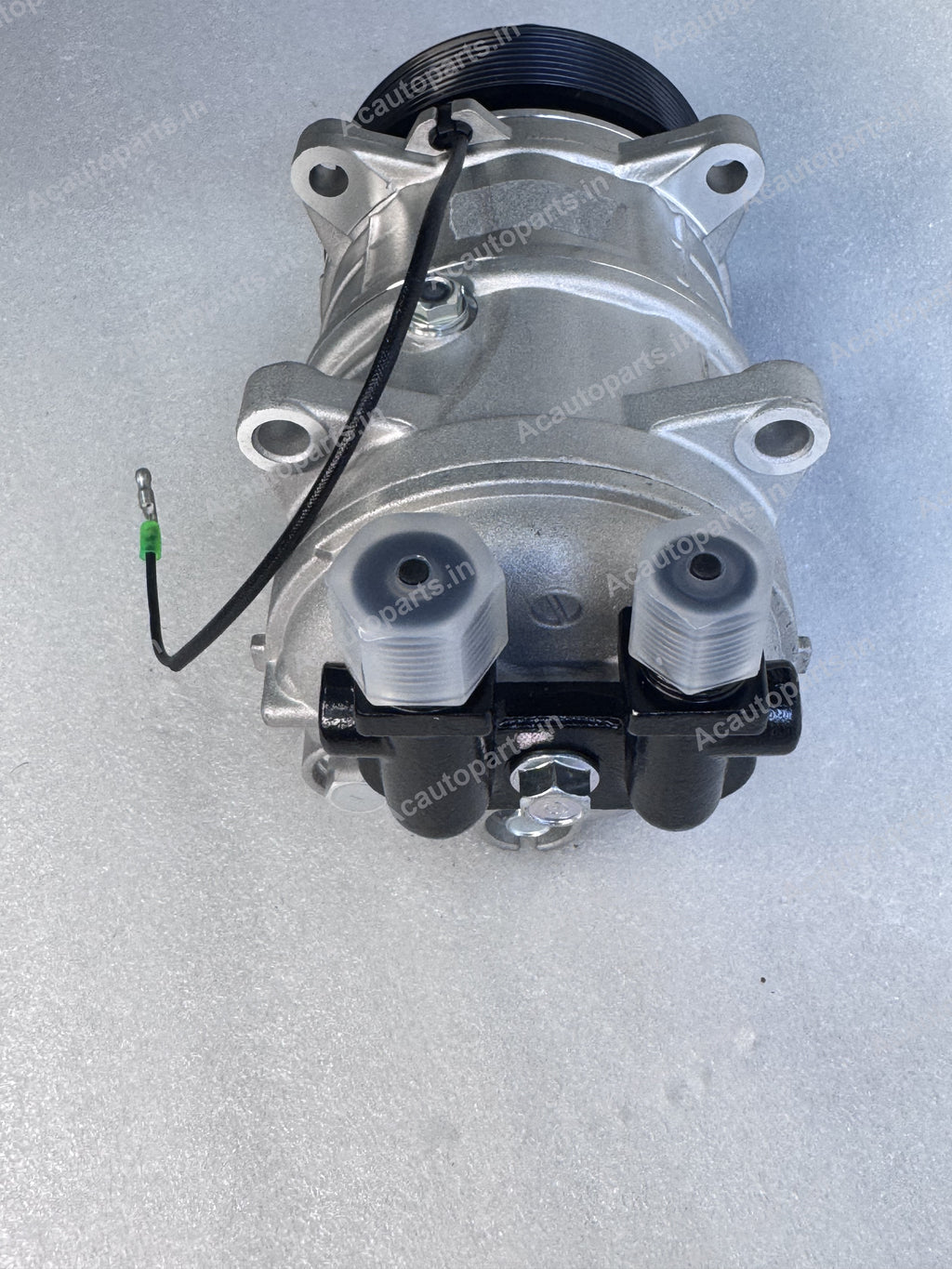 AC Compressor - TM16 8PK 12V (Bus/Truck)