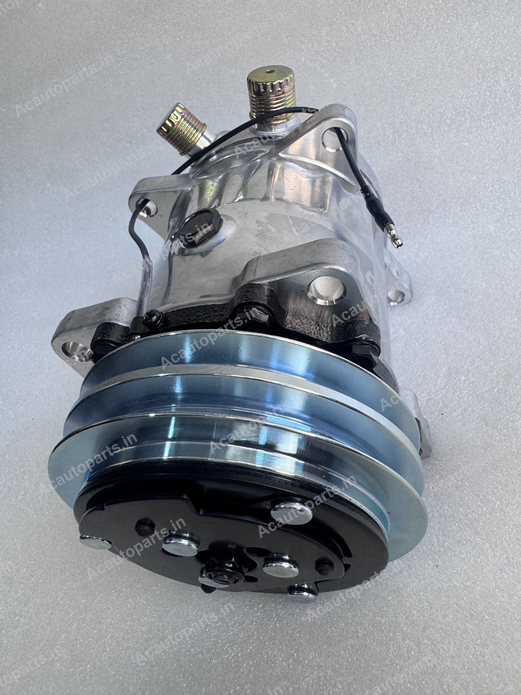 AC Compressor - Universal 709 2PK 12V