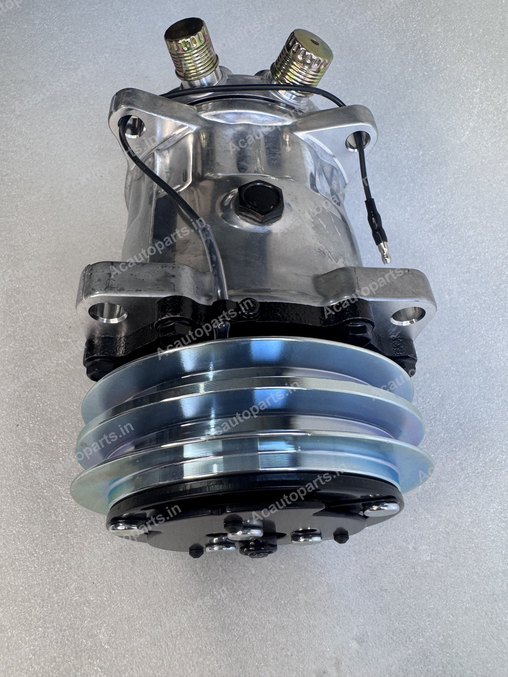 AC Compressor - Universal 709 2PK 12V