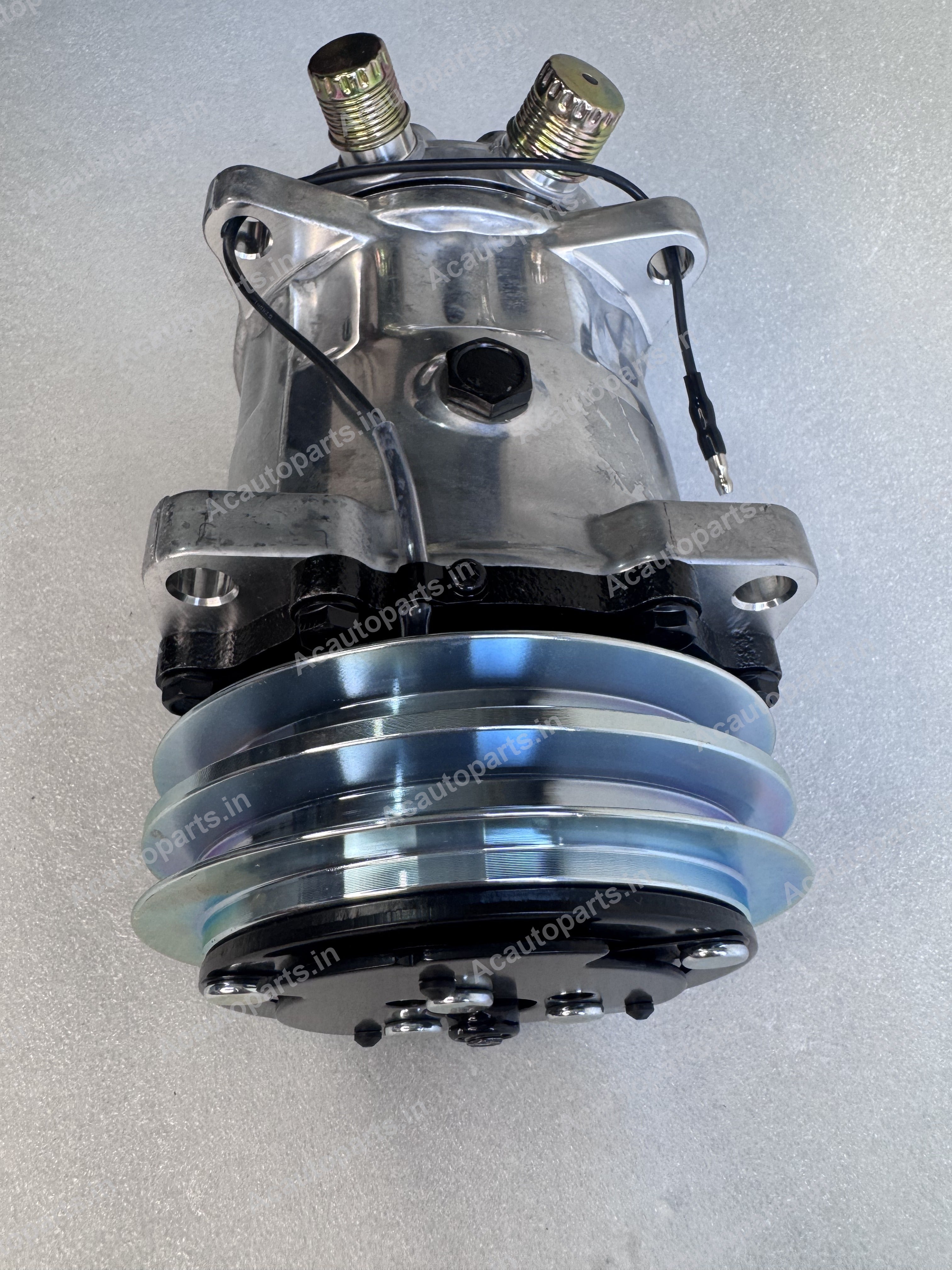 AC Compressor - Universal 709 2PK 12V