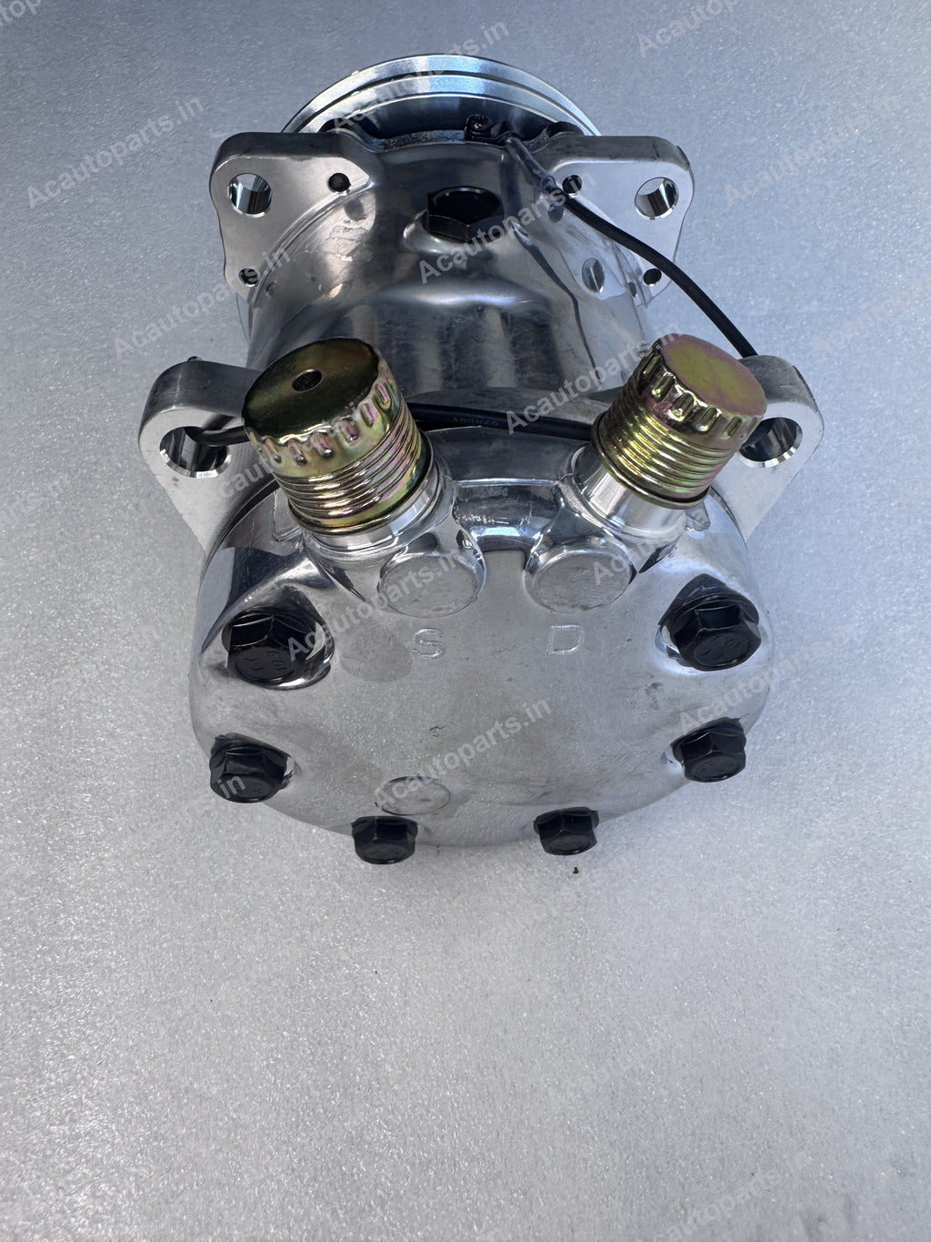 AC Compressor - Universal 709 2PK 12V