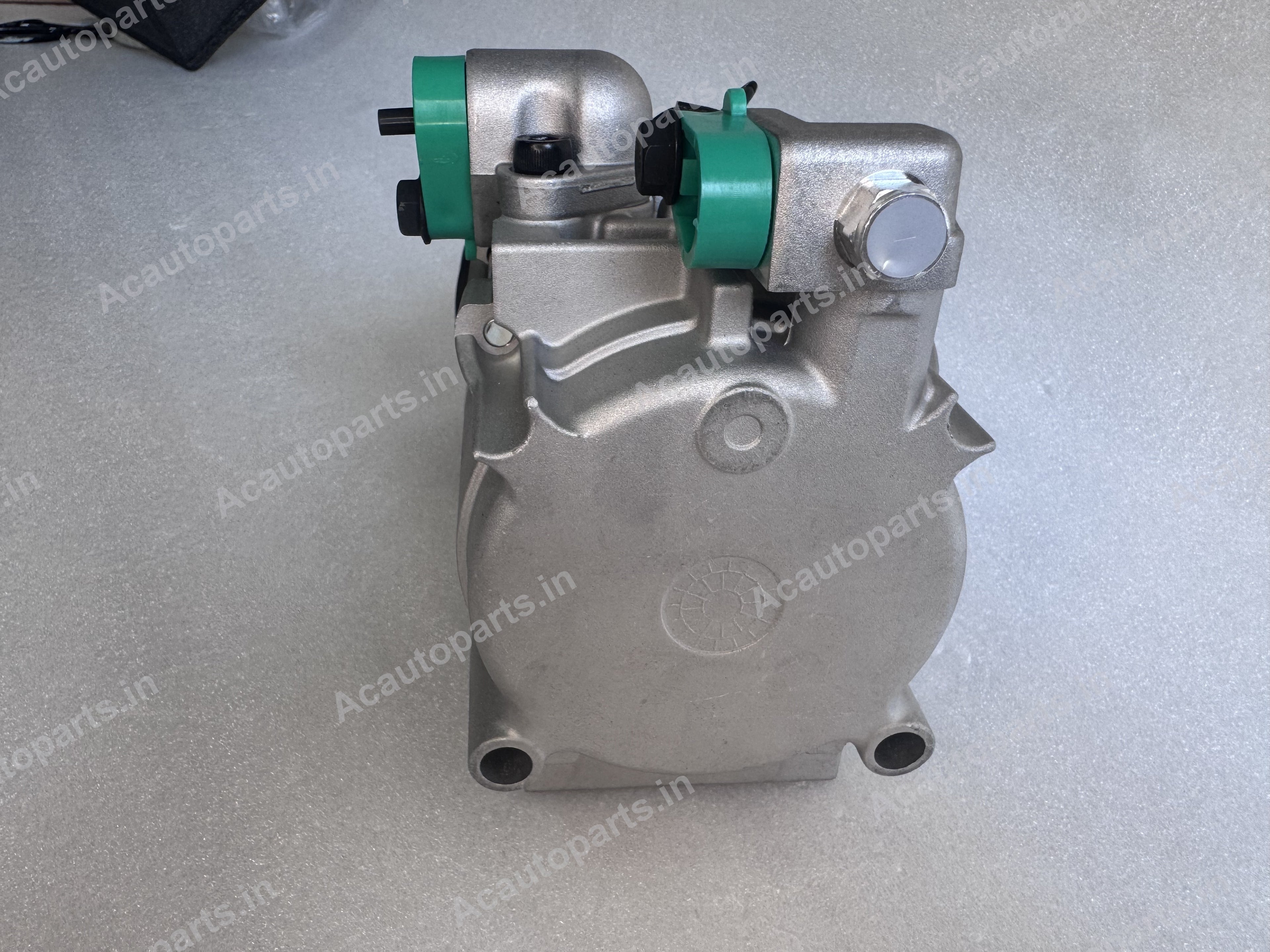 AC Compressor - Mahindra XUV500