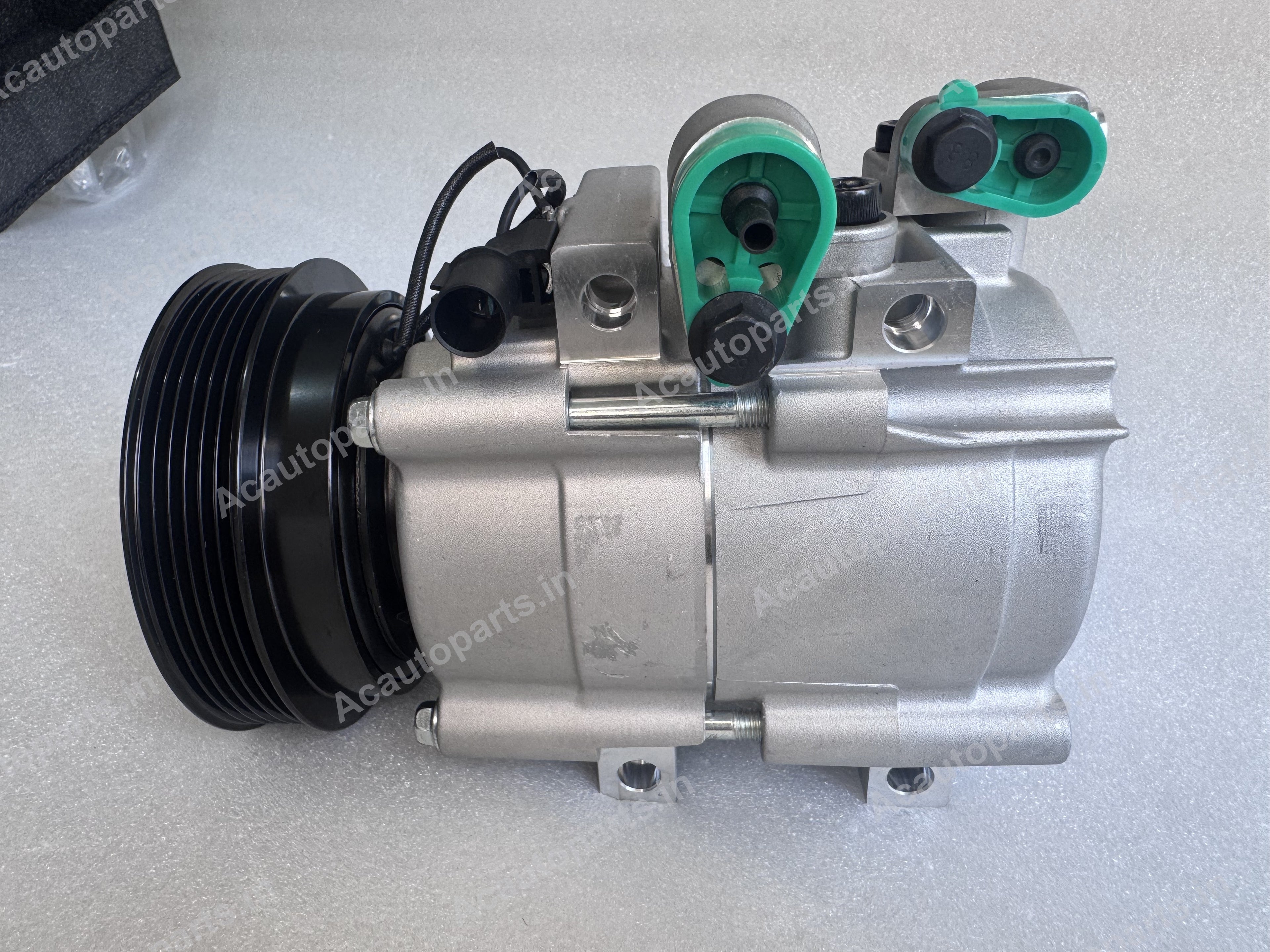 AC Compressor - Mahindra XUV500